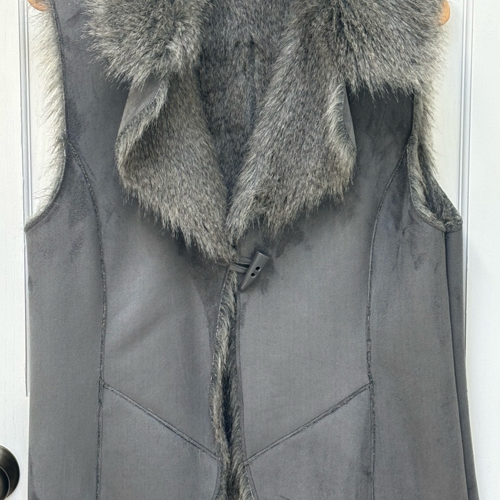 Like new Gray Faux Fur Vest